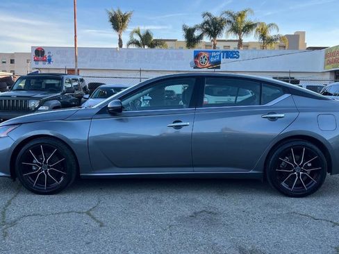Used 2022 Nissan Altima 2.5 S image 7