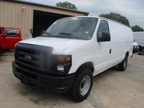 Used 2013 Ford E-350 and Econoline 350 Extended Super Duty w/ PWR Group image 1