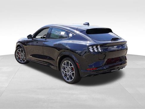 New 2025 Ford Mustang Mach-E GT image 5