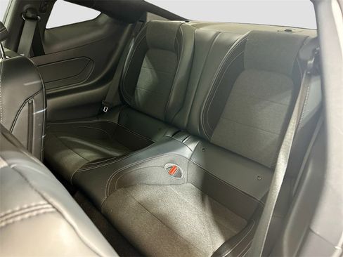 Used 2025 Ford Mustang Coupe image 21
