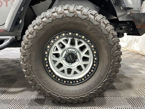 Used 2020 Jeep Wrangler Unlimited Rubicon AWD/4WD image 31