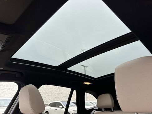 Used 2019 BMW X1 xDrive28i w/ Convenience Package image 30