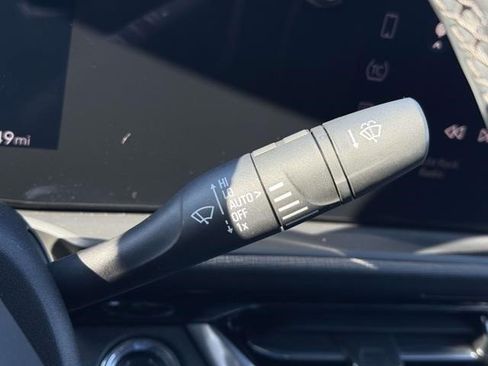 Used 2024 Buick Envista Sport Touring w/ Convenience I Package image 27