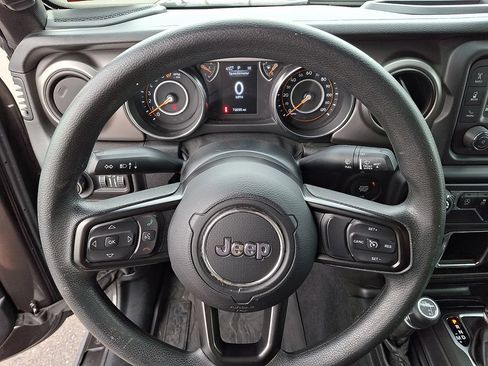 Used 2019 Jeep Wrangler Unlimited Sport AWD/4WD image 19