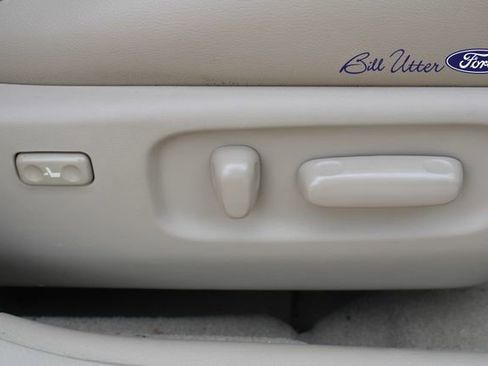 Used 2008 Toyota Avalon Limited image 12