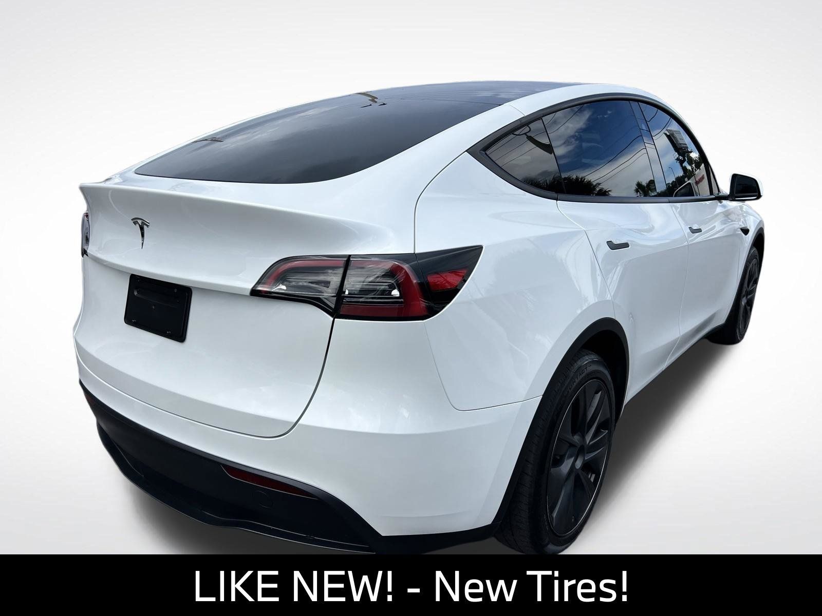 Used 2025 Tesla Model Y Long Range RWD image 10