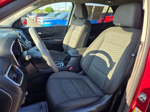 Used 2019 Chevrolet Equinox LT AWD/4WD image 16