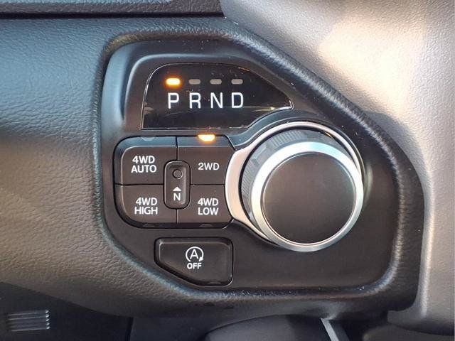 Used 2022 RAM 1500 Big Horn AWD/4WD image 16