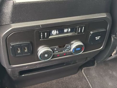 Used 2020 Ford Expedition Limited w/ Equipment Group 303A AWD/4WD image 8