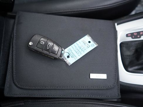 Used 2017 Audi Q3 2.0T Premium w/ Convenience Package image 69