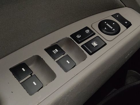 Used 2018 Hyundai Elantra SEL FWD image 27