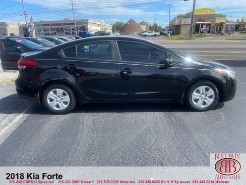 Used 2018 Kia Forte LX w/ LX Rear Camera Package image 2