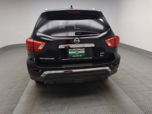 Used 2020 Nissan Pathfinder SL AWD/4WD image 5
