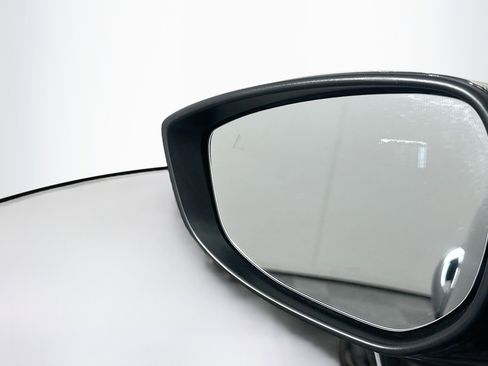 Used 2025 MAZDA CX-50 AWD 2.5 S w/ Premium Plus Pkg image 16