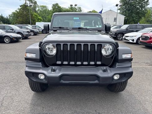 Used 2022 Jeep Wrangler Sport AWD/4WD image 2