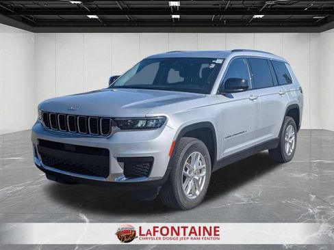 Used 2023 Jeep Grand Cherokee L Laredo w/ Luxury Tech Group I AWD/4WD image 1