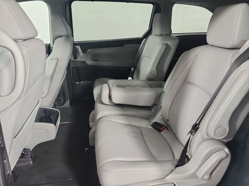 Used 2023 Honda Odyssey EX-L image 24