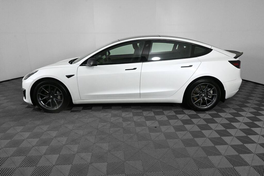 Used 2021 Tesla Model 3 Long Range AWD/4WD image 3