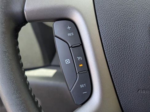 Used 2013 Chevrolet Silverado 2500 LT w/ Z71 Appearance Package AWD/4WD image 21