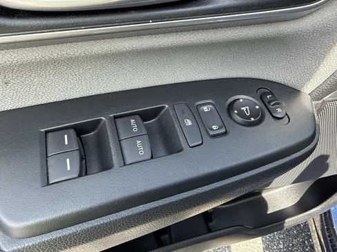 Used 2020 Honda CR-V EX image 24