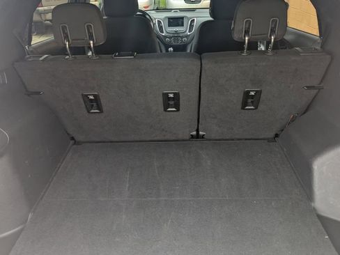 Used 2019 Chevrolet Equinox LT w/ Driver Convenience Package image 15