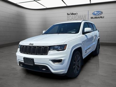 Used 2016 Jeep Grand Cherokee Limited 75th Anniversary AWD/4WD image 11
