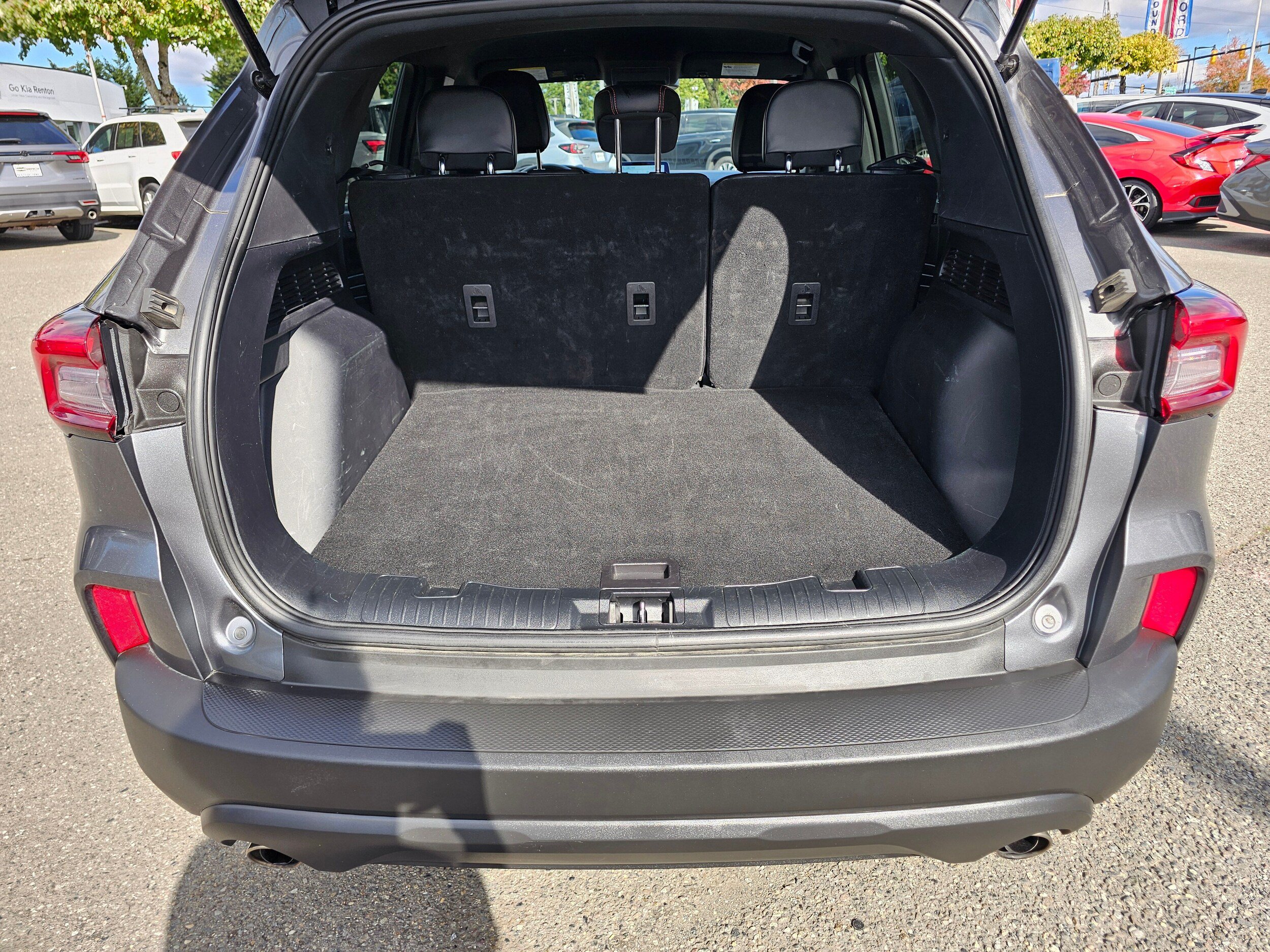 Used 2025 Ford Escape ST-Line AWD/4WD image 10
