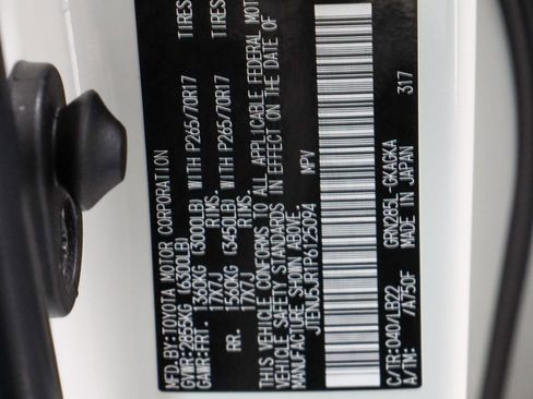 Used 2023 Toyota 4Runner SR5 Premium w/ Moonroof Package image 35