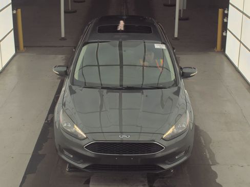 Used 2017 Ford Focus SEL w/ Cold Weather Package image 2