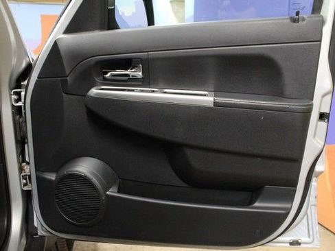 Used 2010 Jeep Liberty Limited image 9