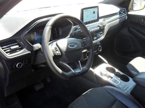 Used 2025 Ford Escape ST-Line Select image 15