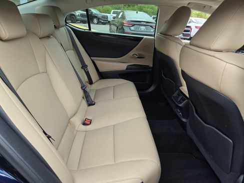 Used 2020 Lexus ES 350 w/ Premium Package FWD image 13