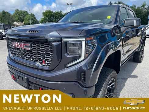 Used 2022 GMC Sierra 1500 AT4 w/ AT4 Premium Package AWD/4WD image 3