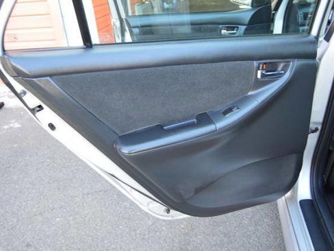 Used 2005 Toyota Corolla S FWD image 40