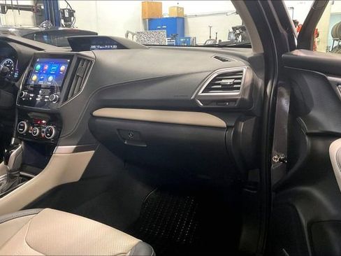 Used 2023 Subaru Forester Limited image 16