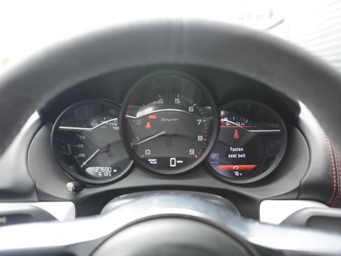 Certified 2016 Porsche Boxster Spyder RWD image 17