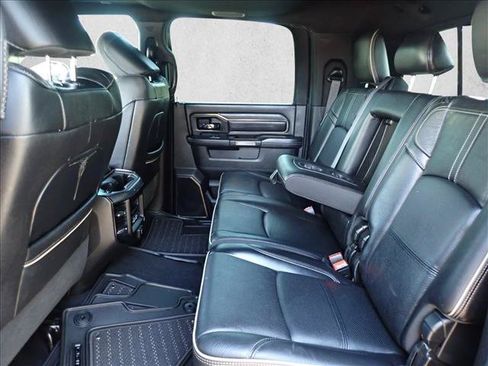 Used 2022 RAM 2500 Limited AWD/4WD image 8