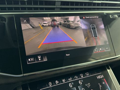 Used 2019 Audi Q8 Prestige w/ Adaptive Chassis Package image 24