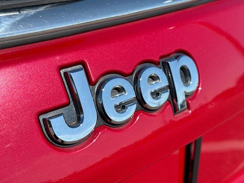 Used 2021 Jeep Compass Limited FWD image 18