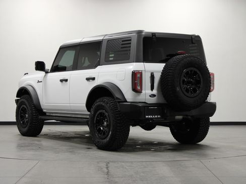 Used 2024 Ford Bronco Wildtrak image 6