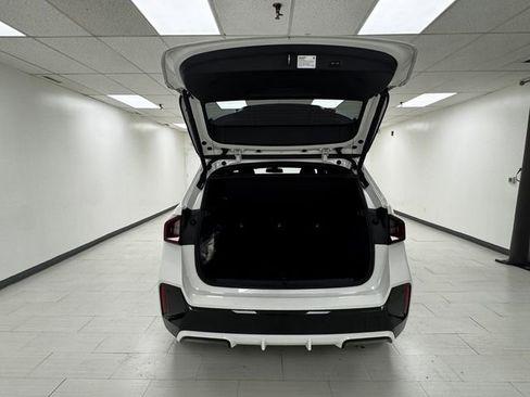 Used 2023 BMW X1 xDrive28i w/ Premium Package image 34