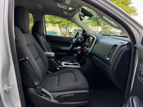 Used 2017 Chevrolet Colorado LT w/ LT Convenience Package RWD image 23