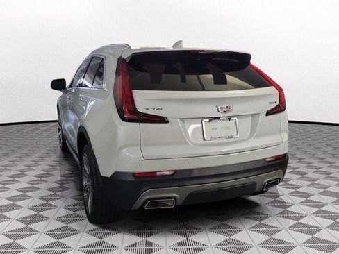 Certified 2023 Cadillac XT4 Premium Luxury FWD image 4