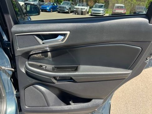 Used 2019 Ford Edge SEL w/ Equipment Group 201A AWD/4WD image 13