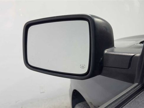 Used 2018 RAM 1500 Express image 11