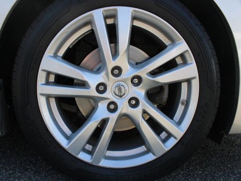 Used 2015 Nissan Altima 3.5 SL image 21