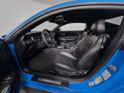 Used 2022 Ford Mustang GT Premium w/ Equipment Group 401A RWD image 33