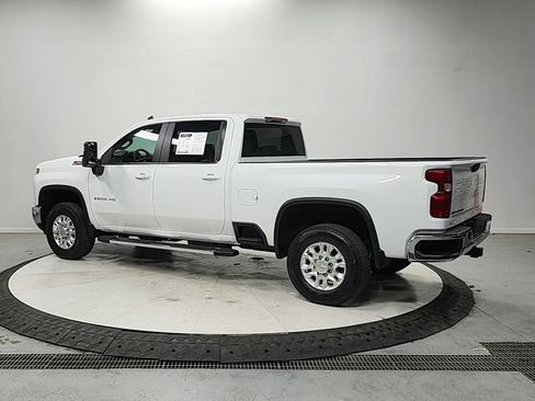 Used 2025 Chevrolet Silverado 2500 LT AWD/4WD image 5