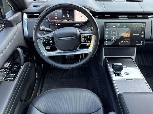 New 2026 Land Rover Range Rover SV AWD/4WD image 15