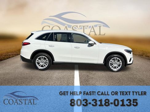 Used 2023 Mercedes-Benz GLC 300 4MATIC image 4